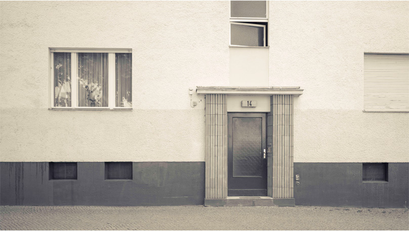 No One Is Happy And No One Has Woes [© Robert Berghoff]
