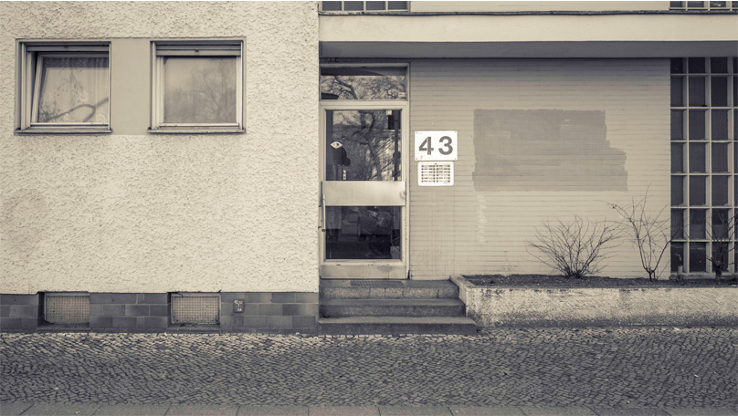 No One Is Happy And No One Has Woes [© Robert Berghoff]